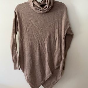 Cream/brown sweater